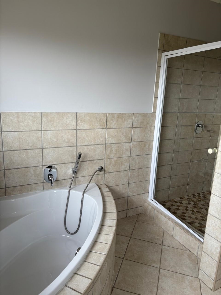 To Let 3 Bedroom Property for Rent in Wilkoppies North West